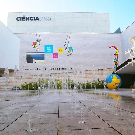 Bom Dia Parque Nacoes Lisboaz 아파트 *