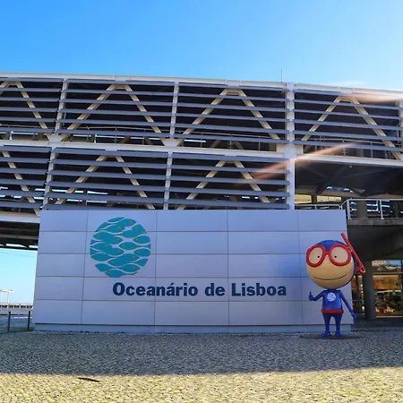 Bom Dia Parque Nacoes Lisboaz *