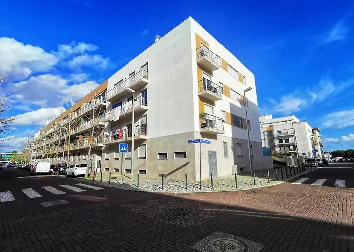 Bom Dia Parque Nacoes Lisboaz